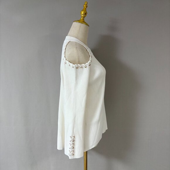 Camilla White Off-the-Shoulder Bell-Sleeve Knitted Jumper - Picture 6 of 12